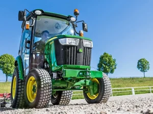 John Deere 3039R