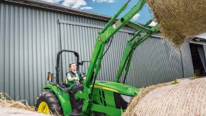 John Deere 4052M