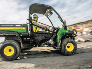 John Deere Gator HPX815E